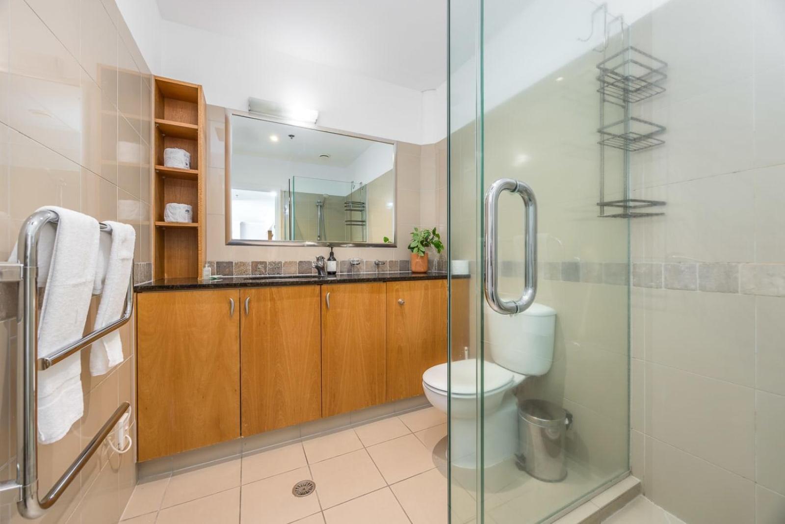 Apartament Beautiful Renovated 2 X Bdrm,Perfect Location Auckland Zewnętrze zdjęcie