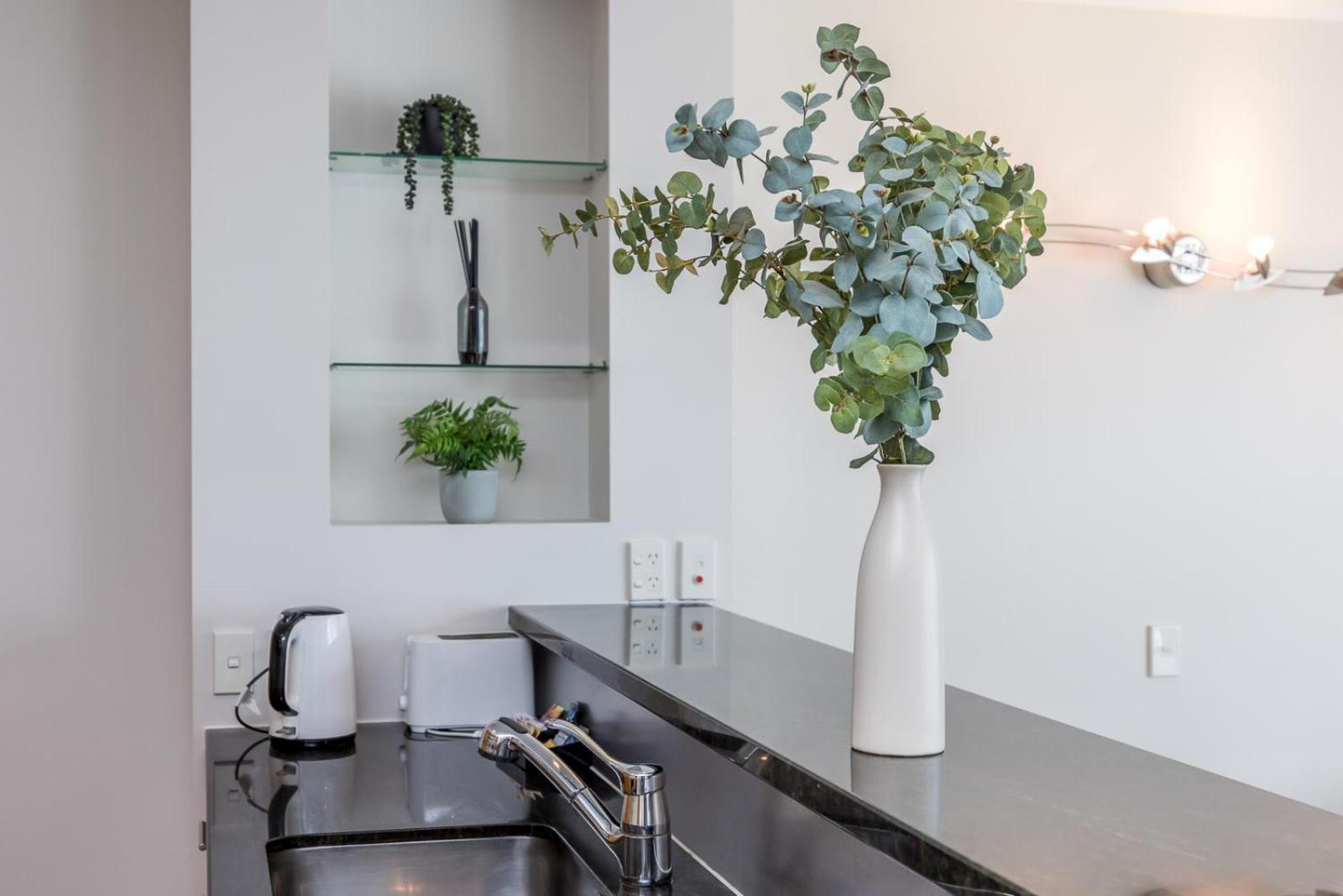 Apartament Beautiful Renovated 2 X Bdrm,Perfect Location Auckland Zewnętrze zdjęcie